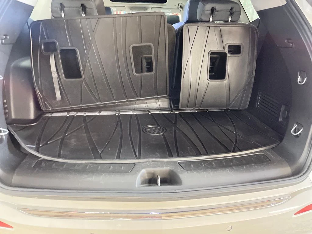 Used 2020 White Buick Essence image 28