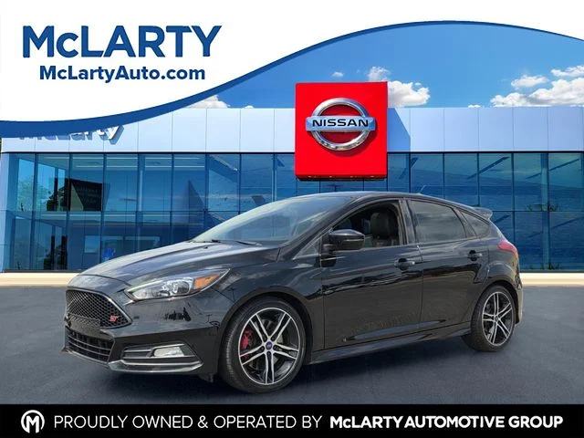 2016 Ford Focus 5 Door Hatch ST's photo