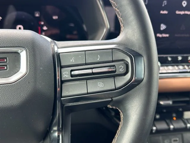 Used 2023 White GMC AT4 image 35