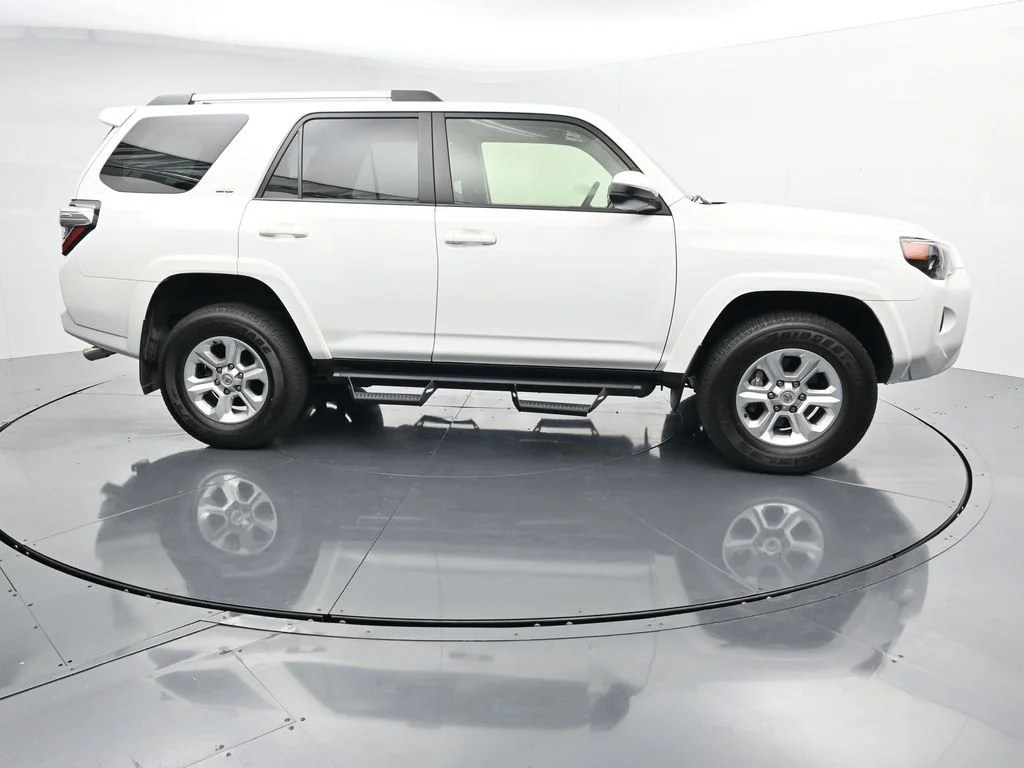 Used 2023 White Toyota SR5 image 9