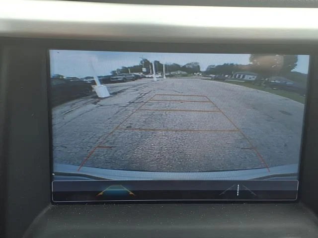 Used 2019 White GMC SLT-2 image 27