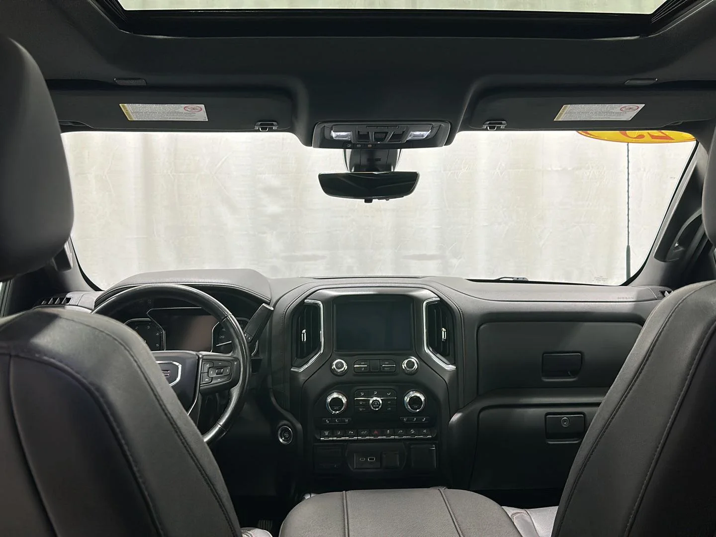 Used 2023 ONYX BLACK GMC AT4 image 19