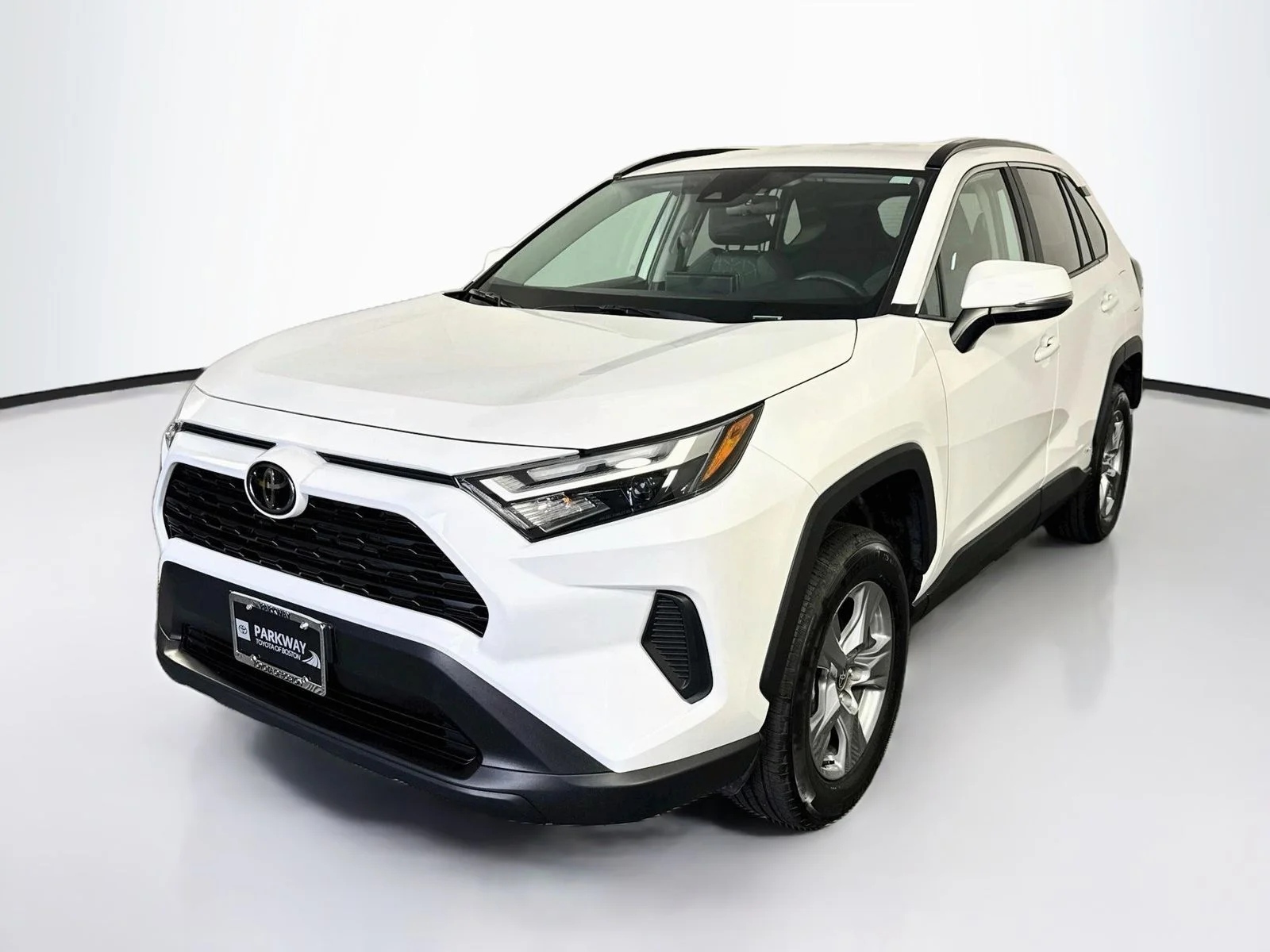 Certified Used 2025 White Toyota XLE image 3