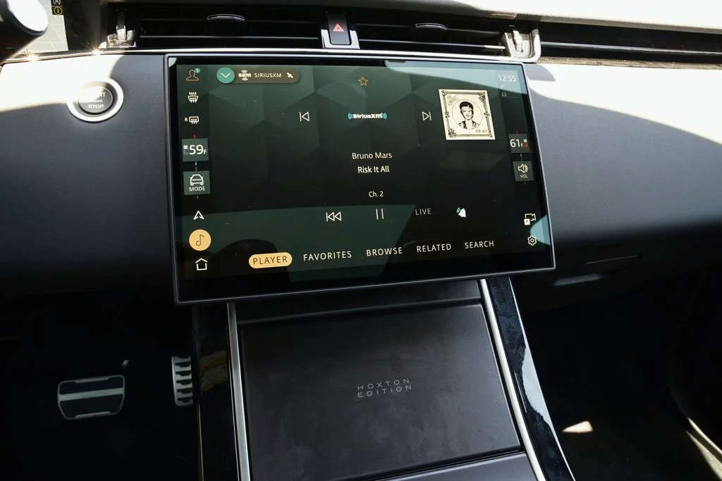 New 2026 Fuji White Land Rover  image 22