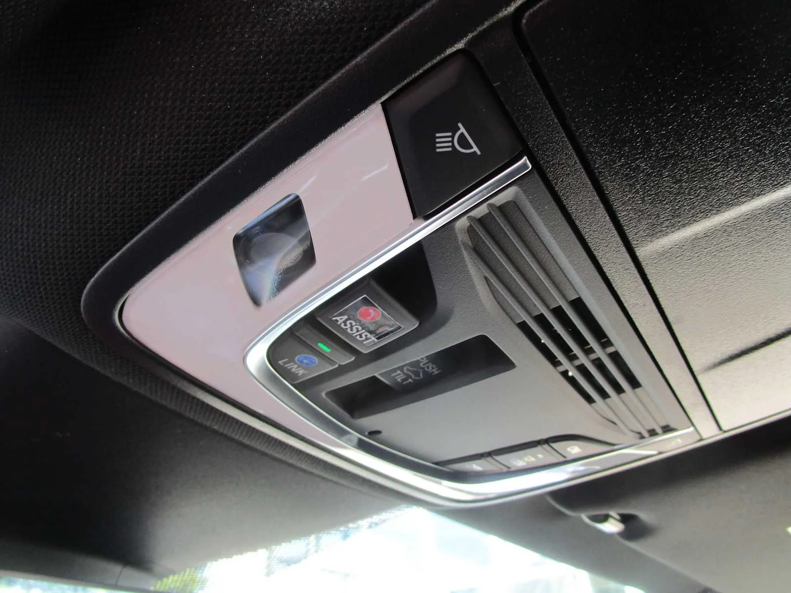 Used 2025 Majestic Black Pearl Acura w/A-Spec Package image 26
