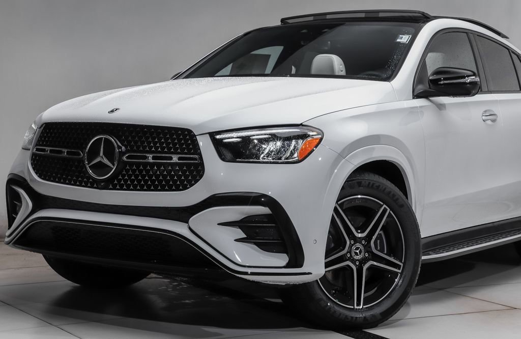New 2026 MANUFAKTUR Moonlight White Metallic Mercedes-Benz GLE 450 image 20