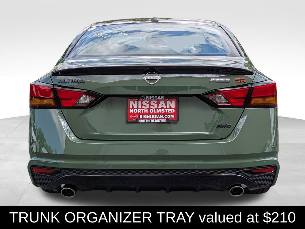 New 2026 Green Metallic Nissan 2.5 SR image 10