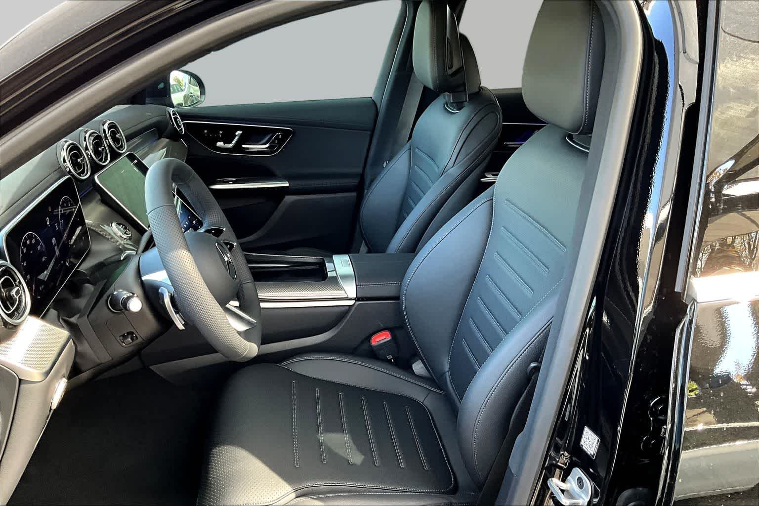 New 2026 Black Mercedes-Benz GLC 300 image 17
