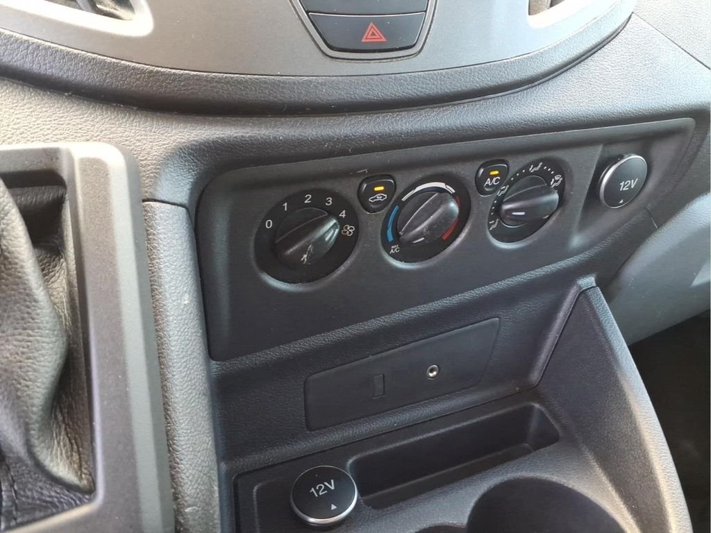Used 2015 White Ford XL image 20