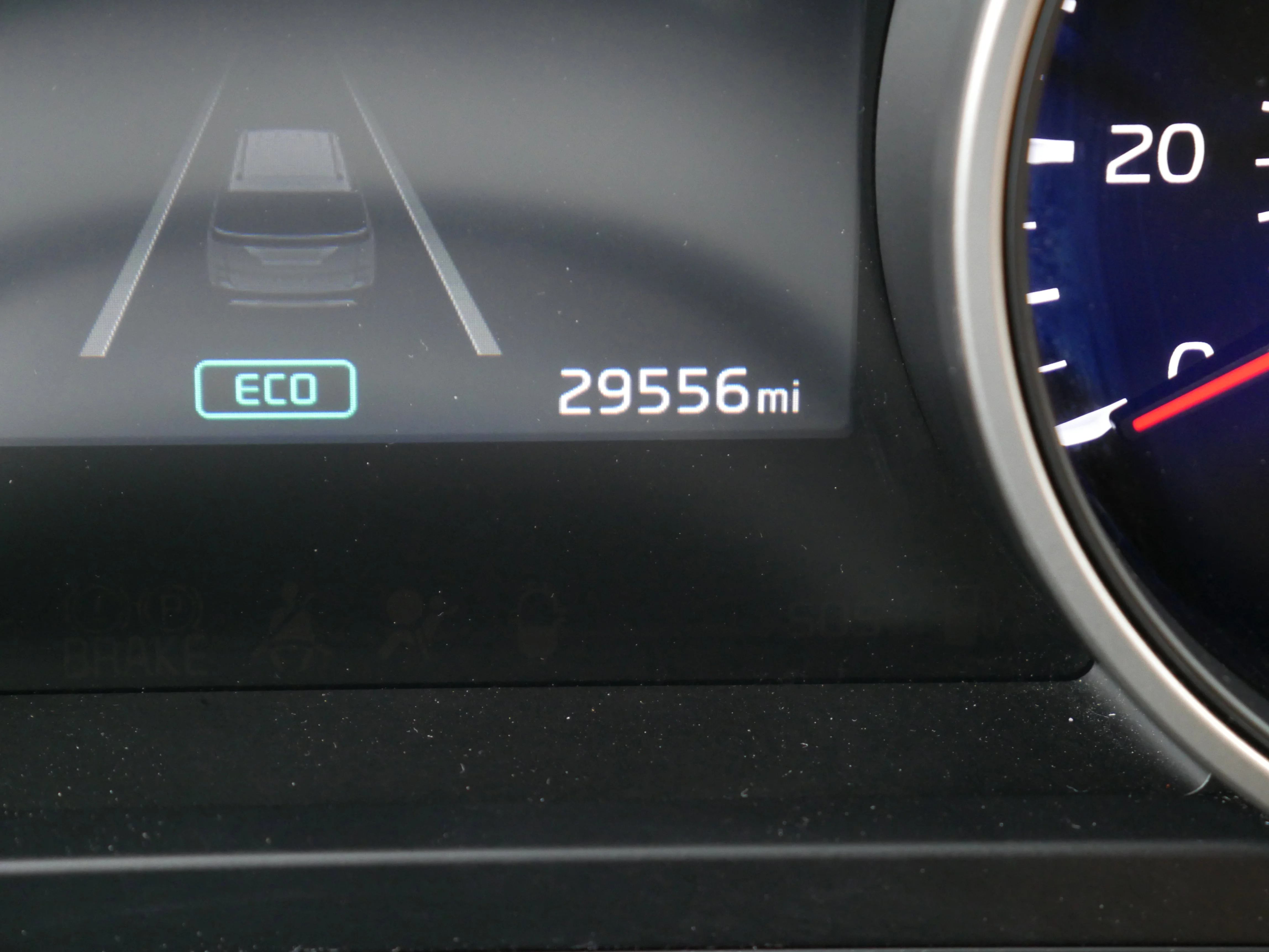 Used 2024 White Kia LX Seat Package image 33