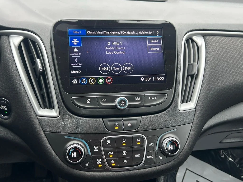 2022 Chevrolet Malibu 1LT - Photo 24