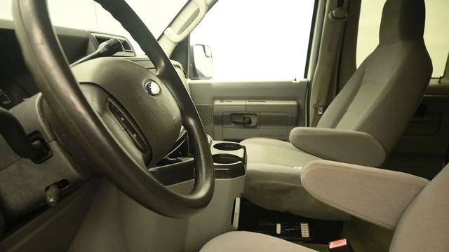 Used 2012 Oxford White Ford XLT image 17