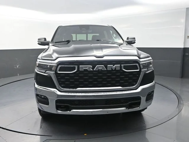 New 2026 Diamond Black Crystal Pearl-Coat Exterior Paint RAM Big Horn/Lone Star image 4