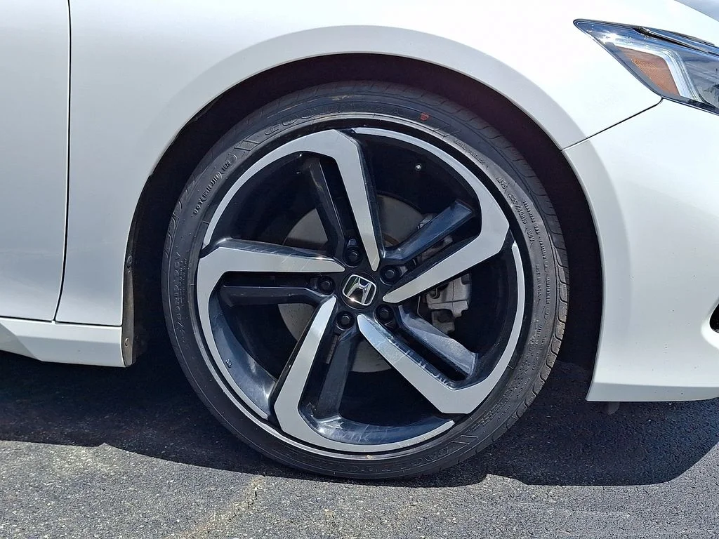 2022 Honda Accord Sport - Photo 8