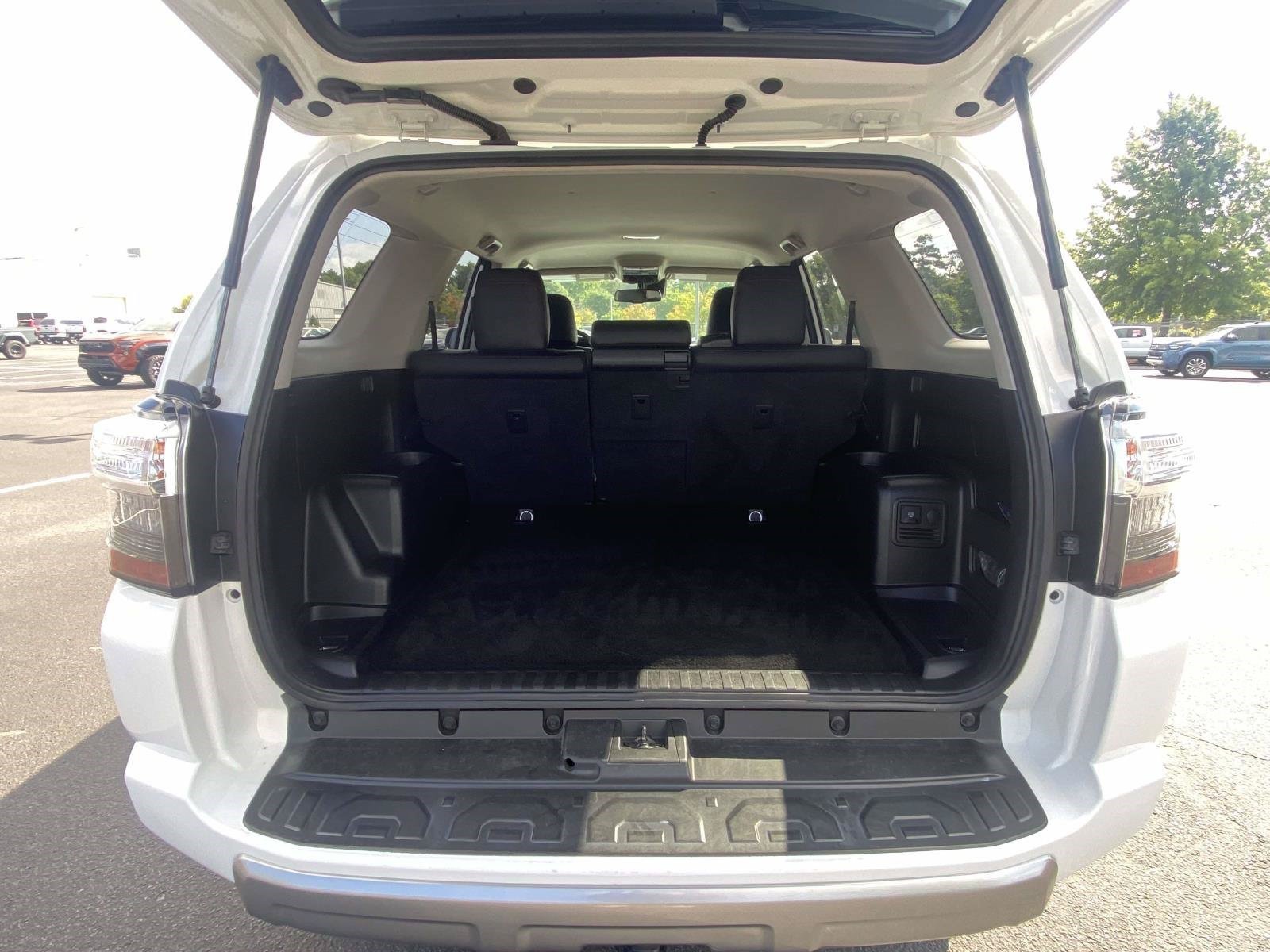 Used 2023 Ice Toyota TRD Off Road Premium image 8