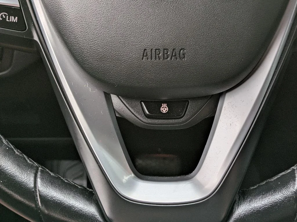 Used 2022 Blue BMW xDrive30i image 7