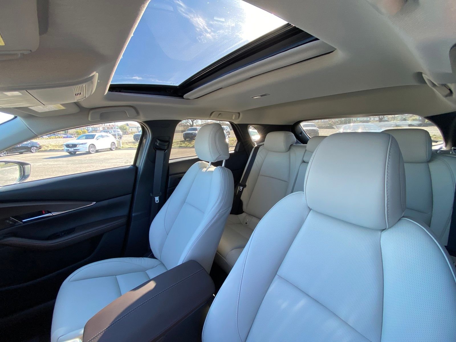 2025 Mazda CX-30 Turbo Premium Plus - Photo 18