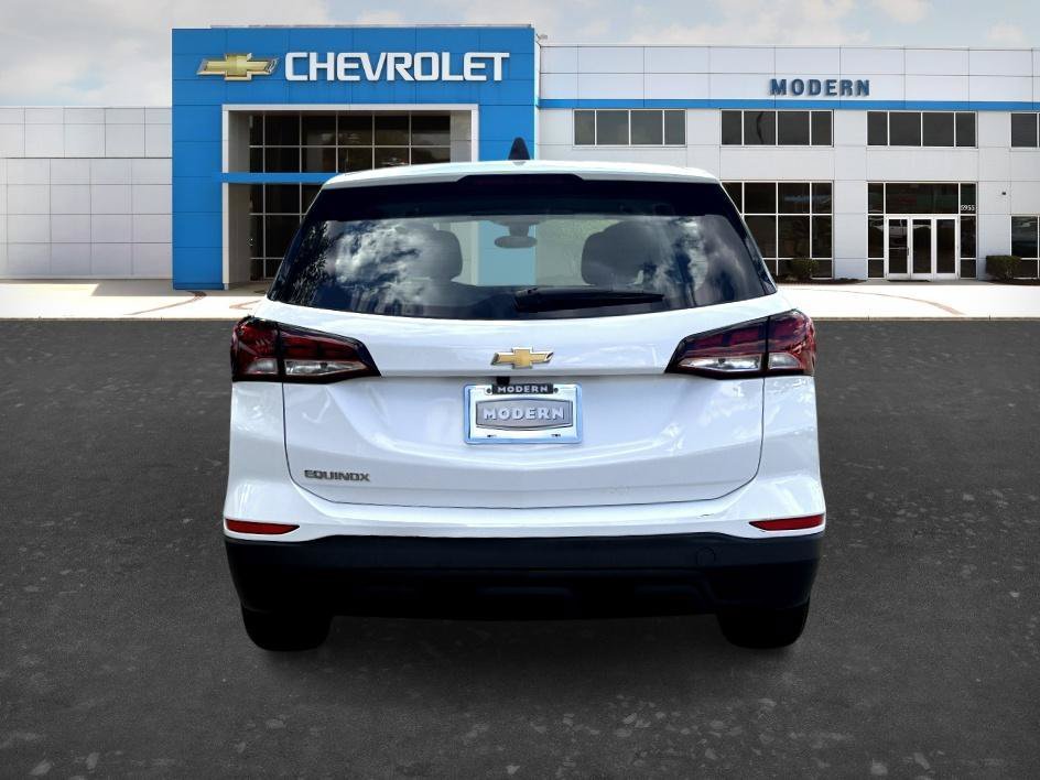 Used 2024 Summit White Chevrolet LS image 4