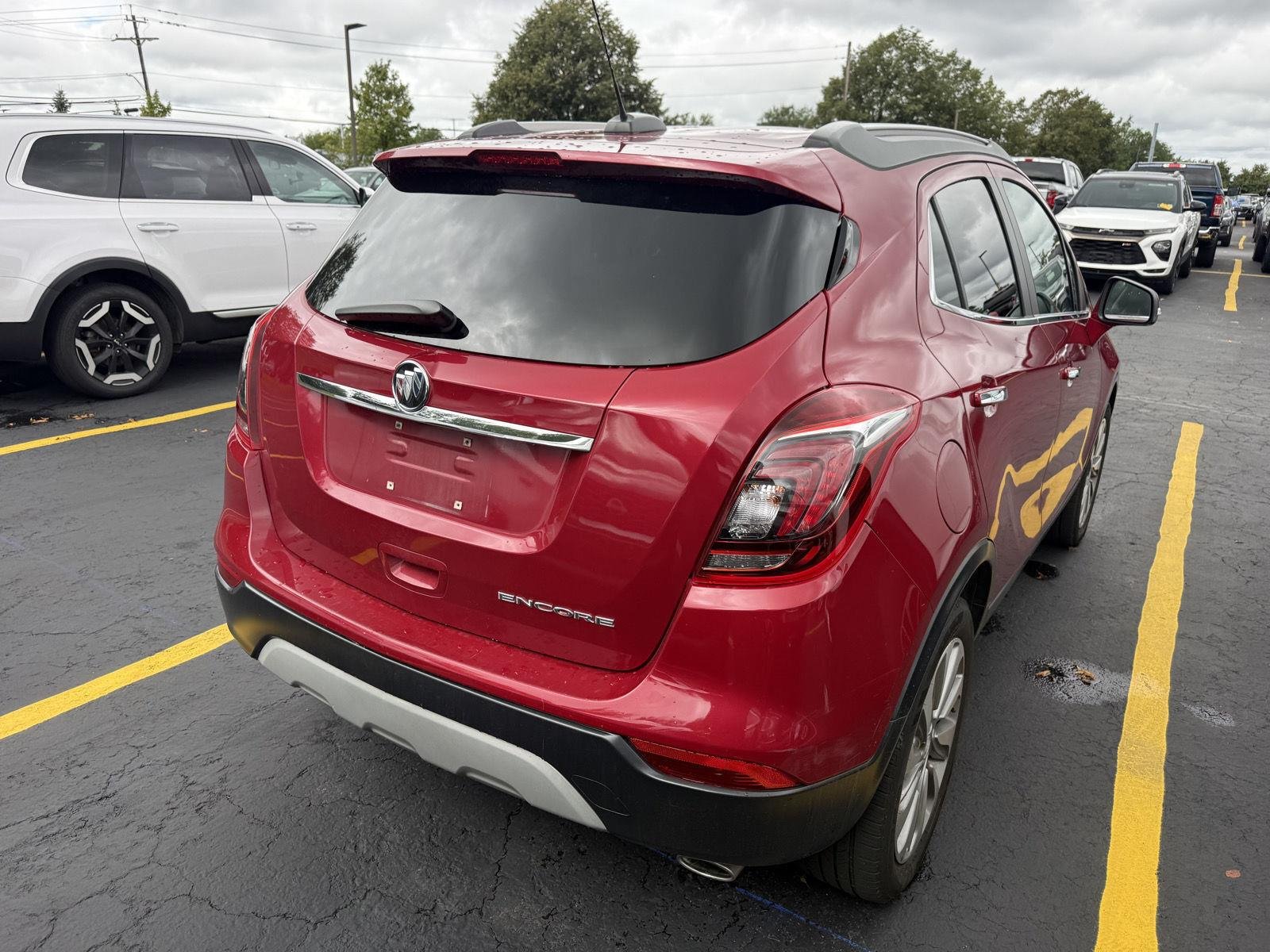 Used 2019 Winterberry Red Metallic Buick Preferred image 6