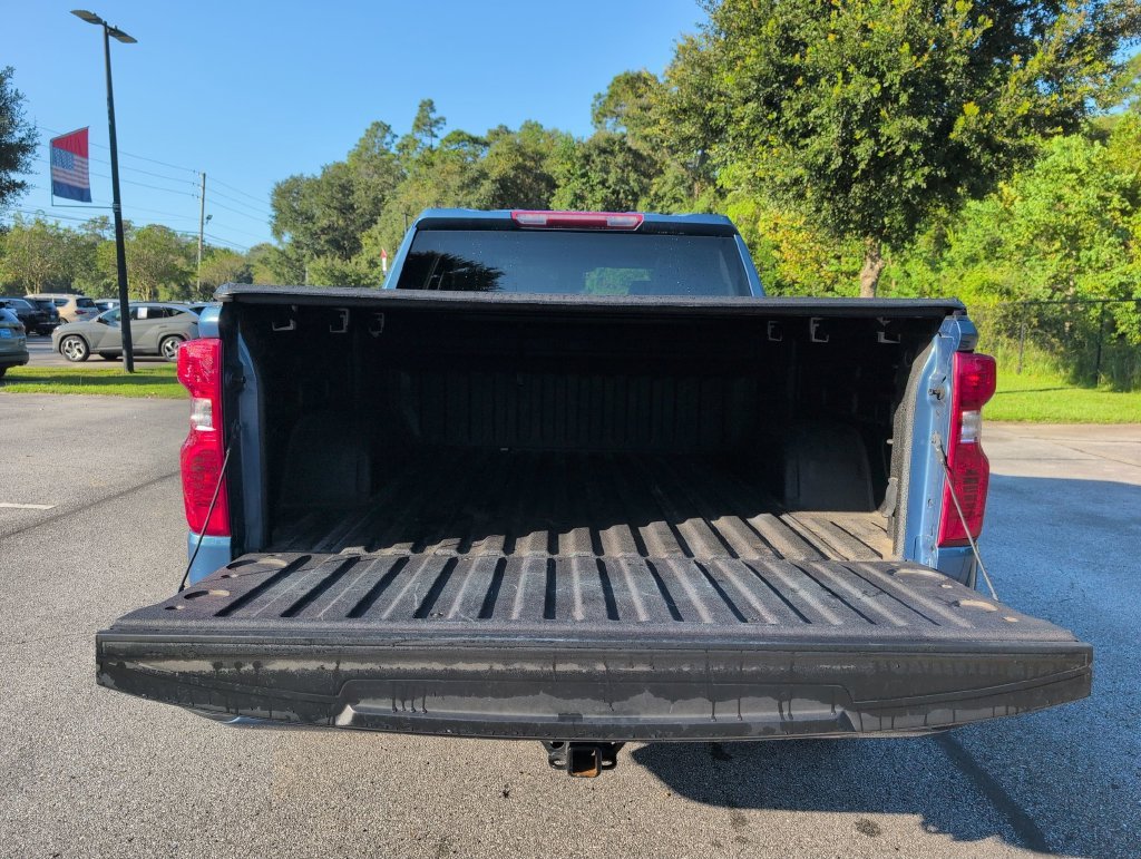 Used 2024 Blue Chevrolet Custom image 33