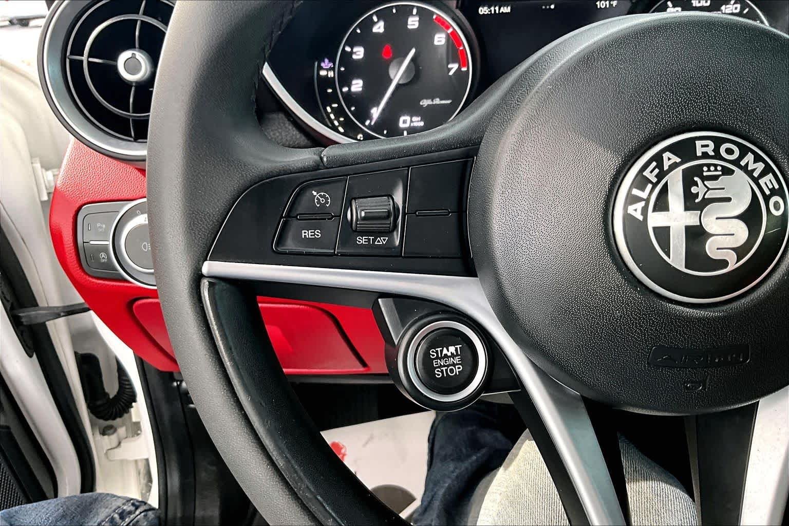 Used 2019 Alfa White Alfa Romeo  image 24