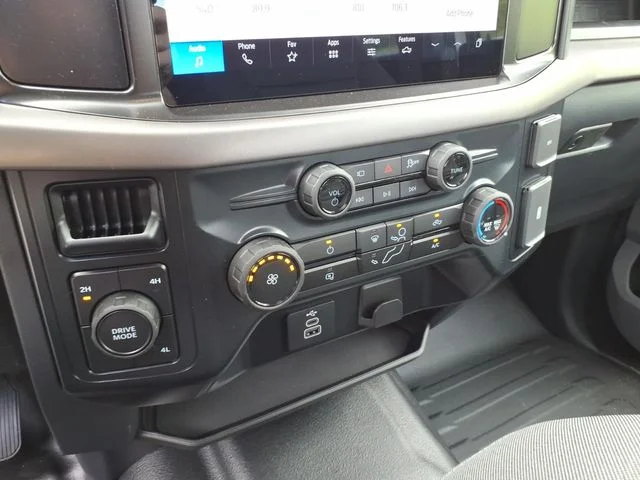 New 2026 Oxford White Ford XL image 27