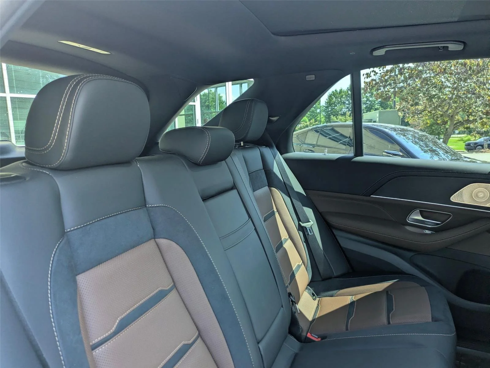 Used 2025 Black Mercedes-Benz AMG® GLE 53 image 28