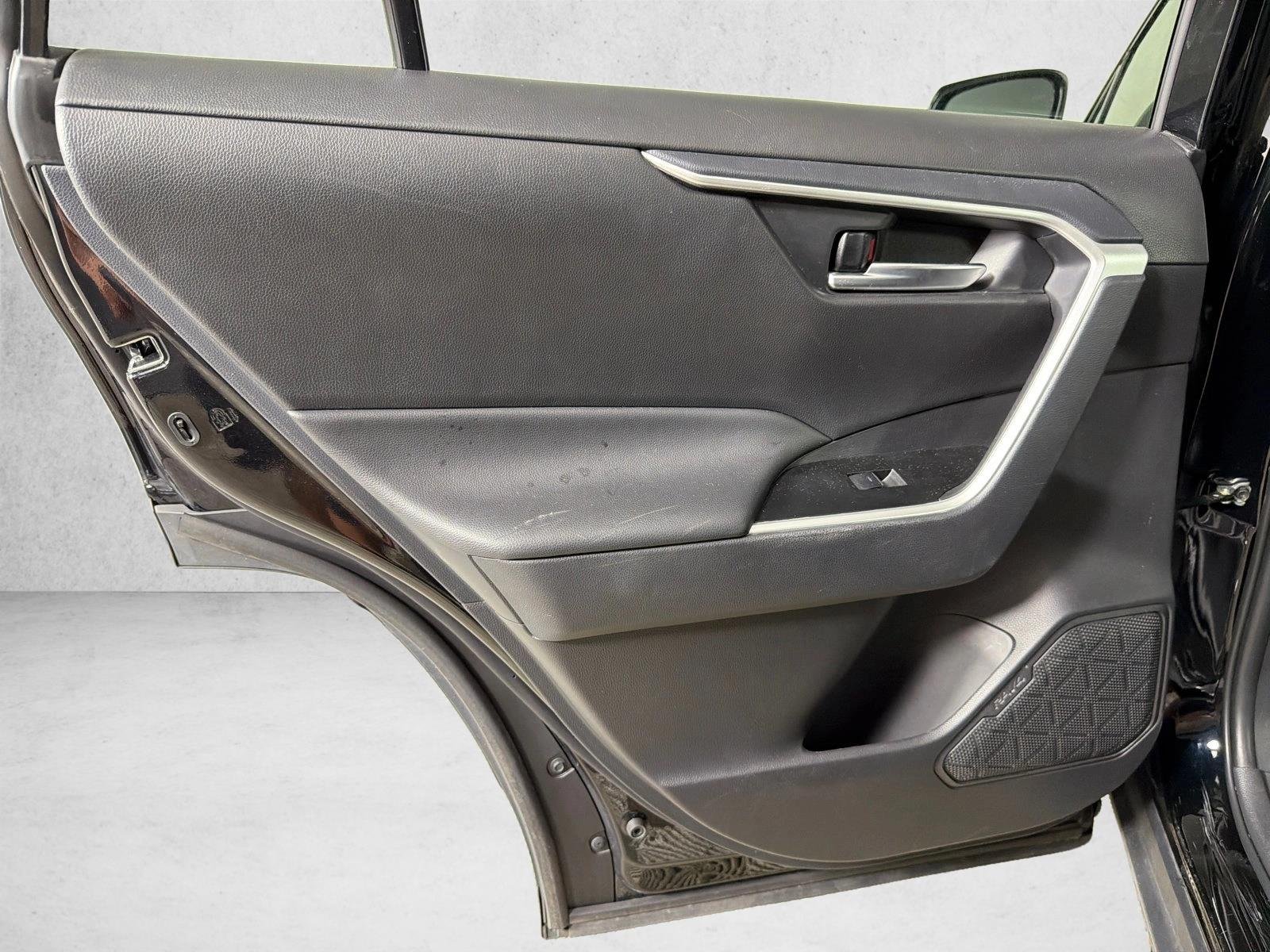 Used 2025 Midnight Black Metallic Toyota XLE image 21