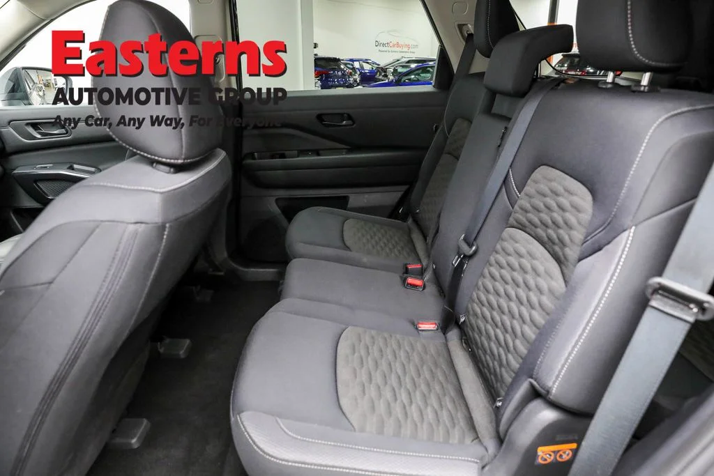 Used 2024 Black Nissan S image 22