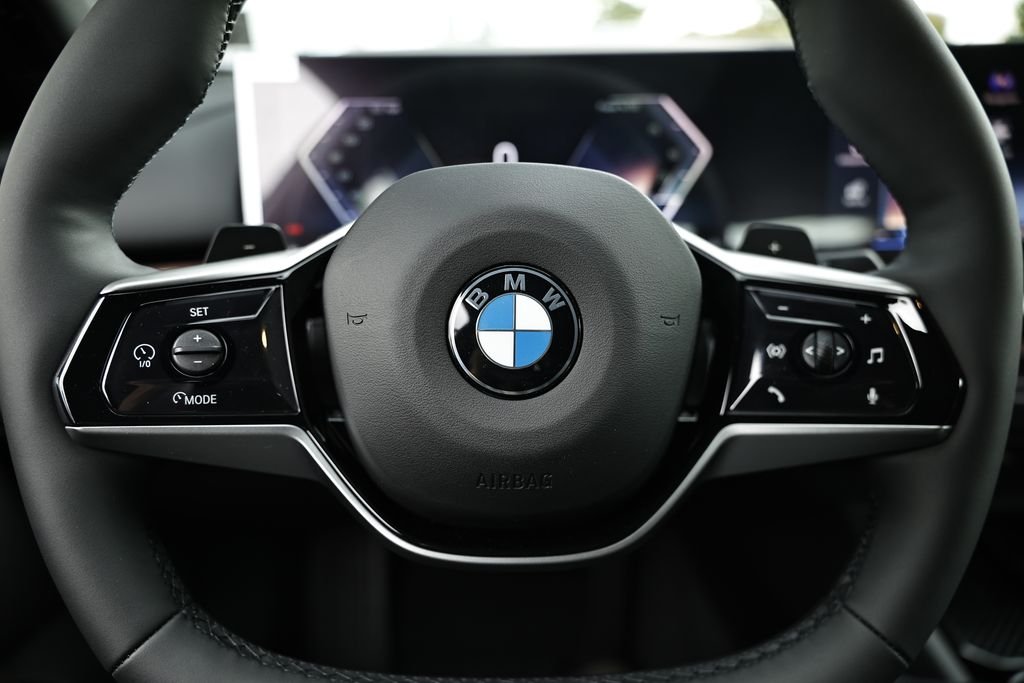 New 2027 Mineral White Metallic BMW 530i xDrive image 34