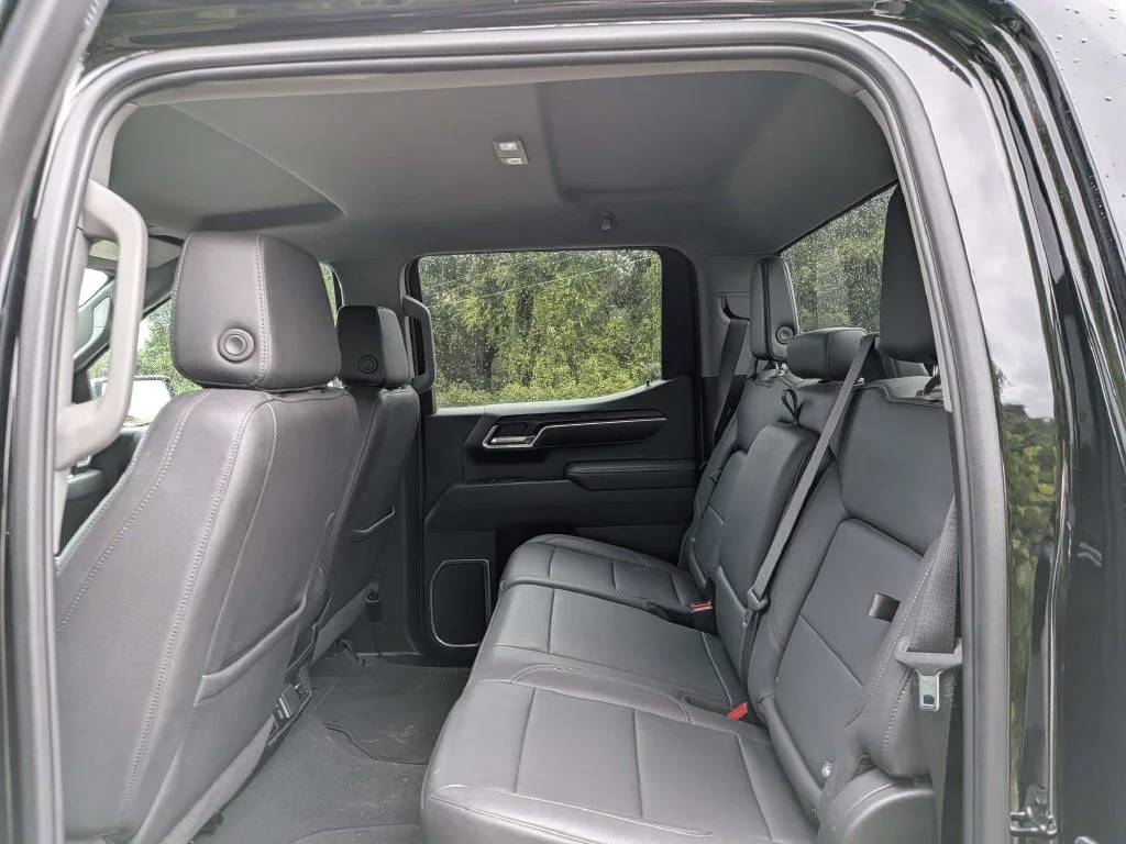 Used 2025 Black GMC SLT image 12