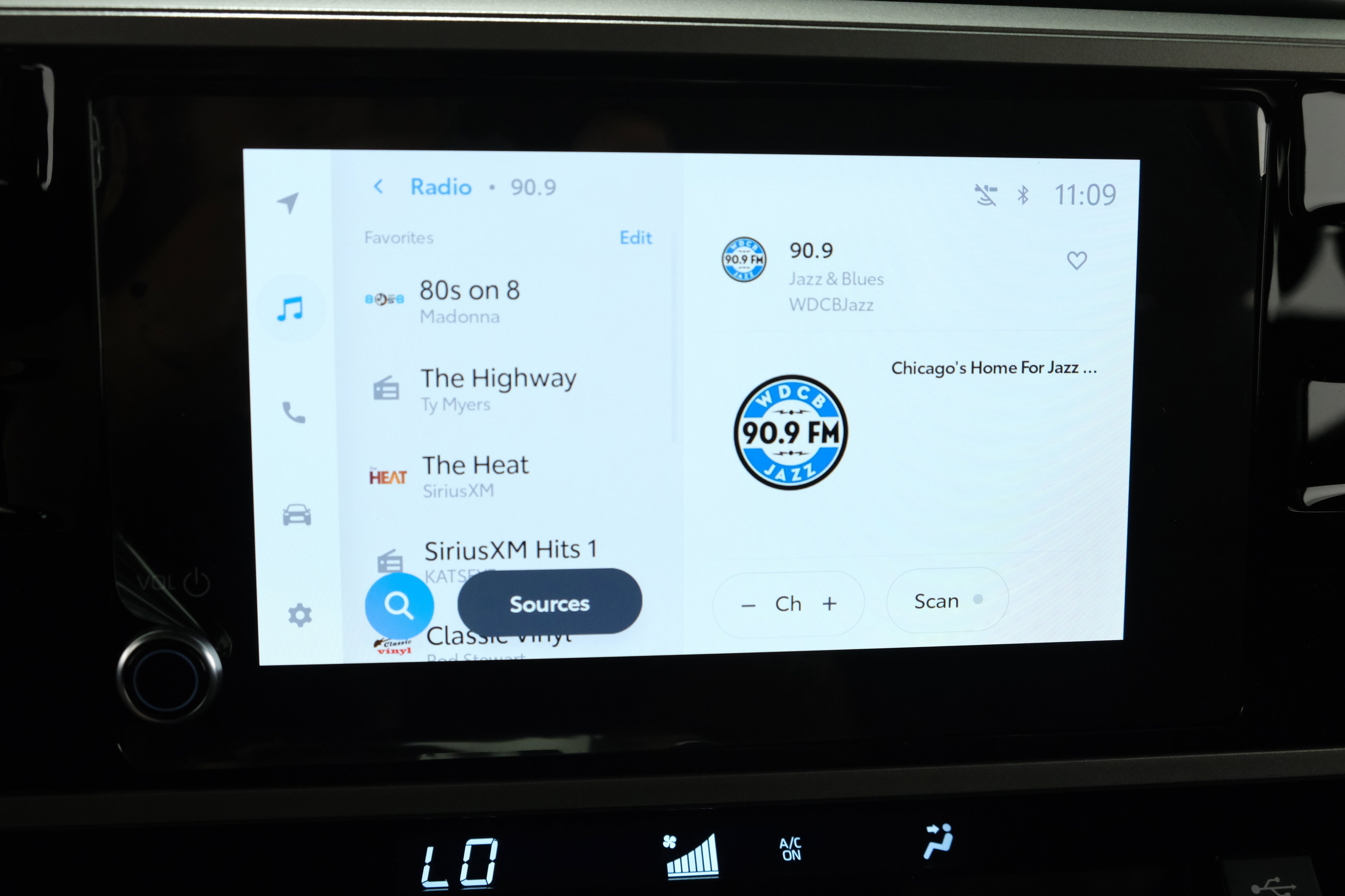 2026 Toyota Tundra SR5 - Photo 19