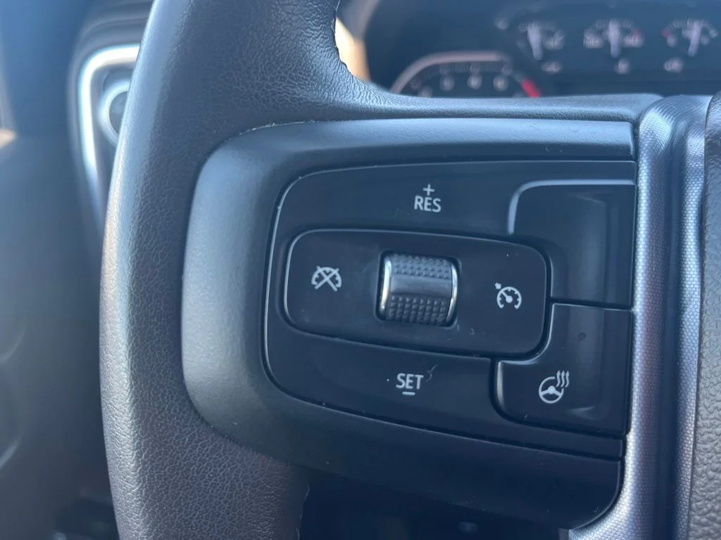 Used 2020 Quartz GMC SLT image 20