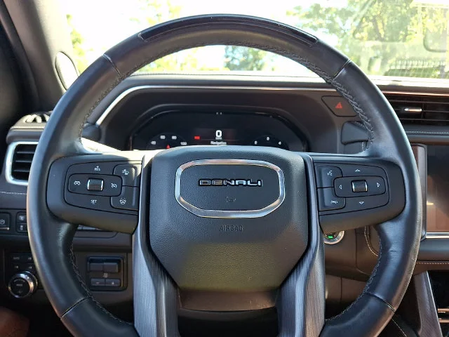 2023 GMC Yukon XL Denali Ultimate - Photo 22