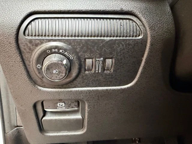 Used 2025 Bright White Clearcoat Jeep Base image 20