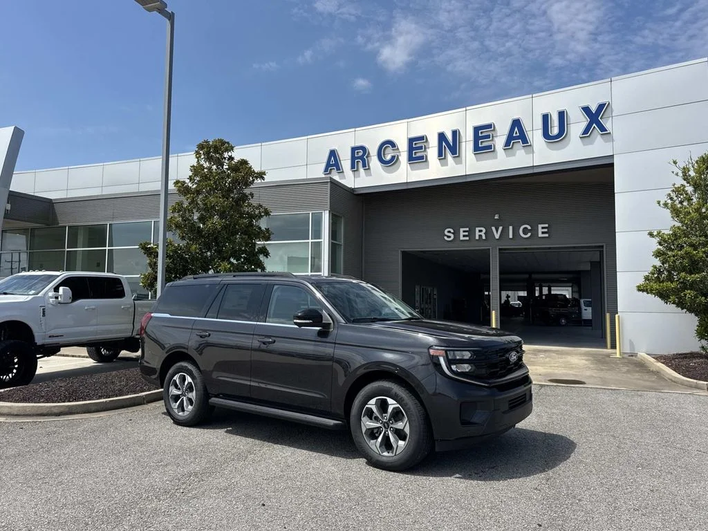 2027 Ford Expedition Active