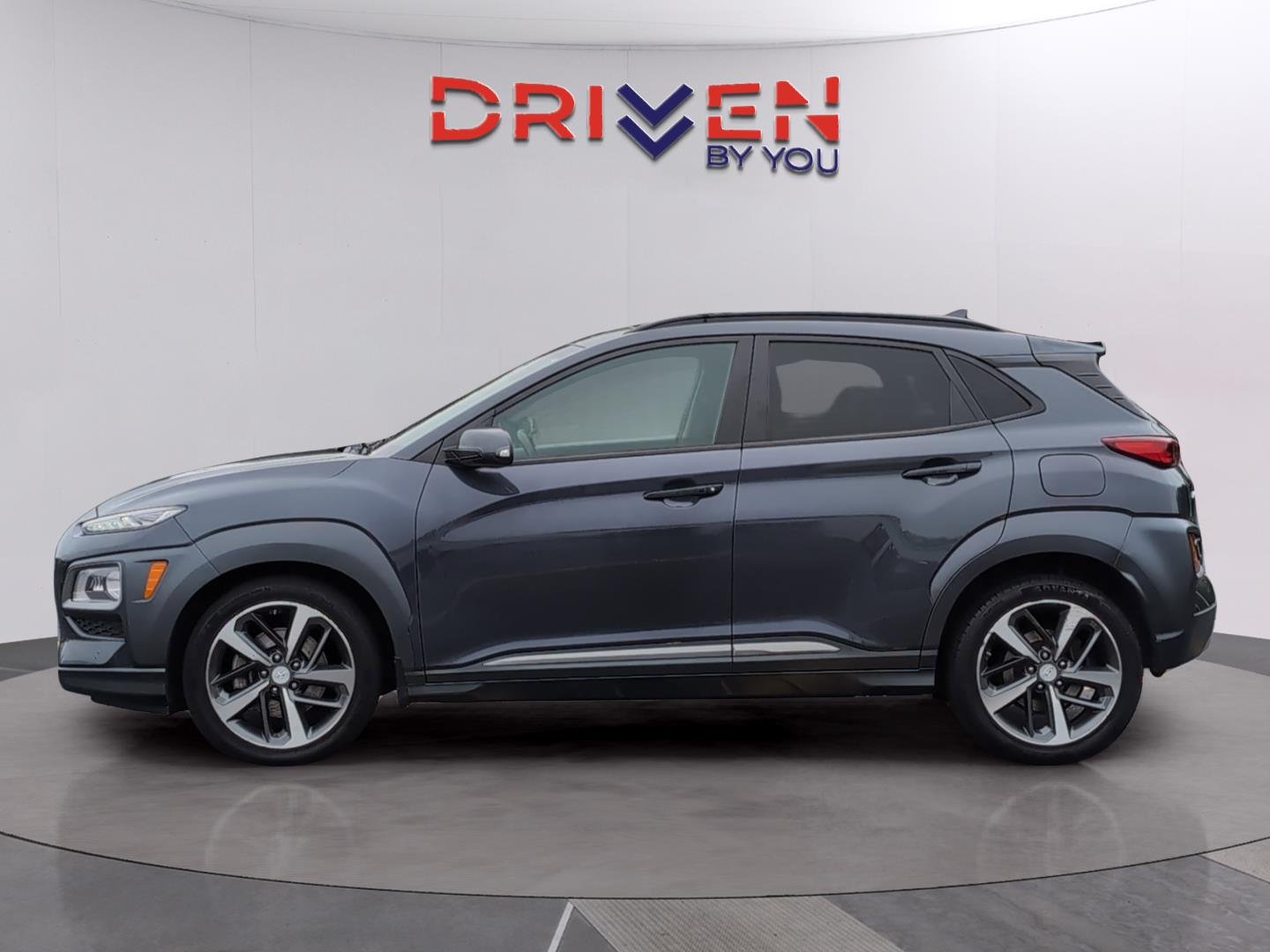 Used 2020 Thunder Gray Hyundai Ultimate image 2