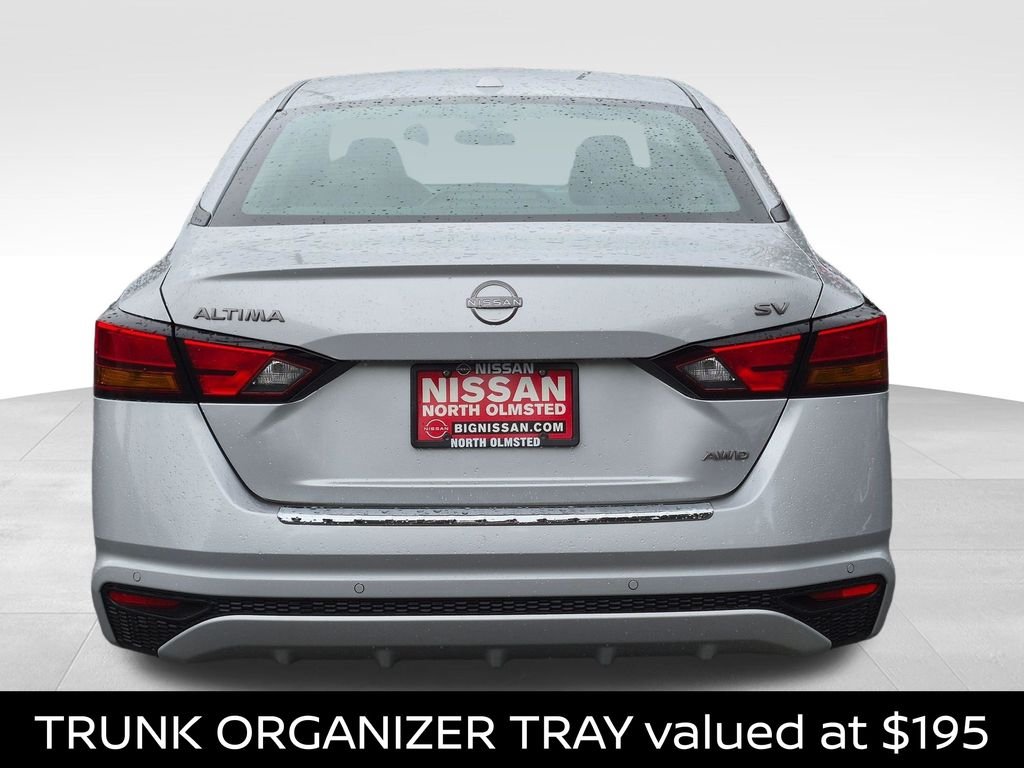 Certified Used 2023 Brilliant Silver Metallic Nissan 2.5 SV image 9