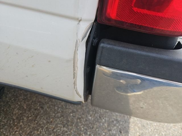Used 2019 White Ford Lariat image 13
