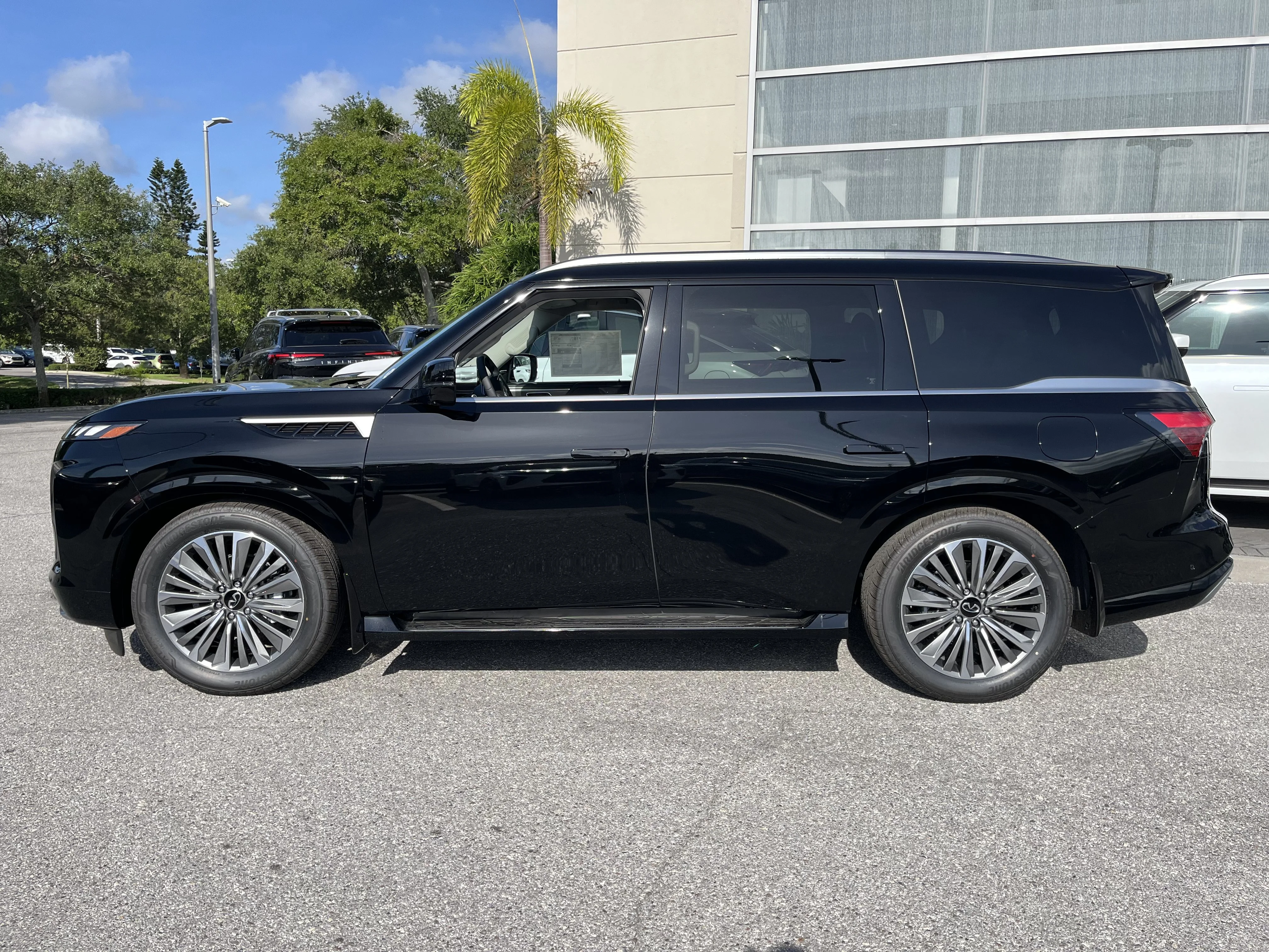New 2026 Black Obsidian INFINITI LUXE image 2