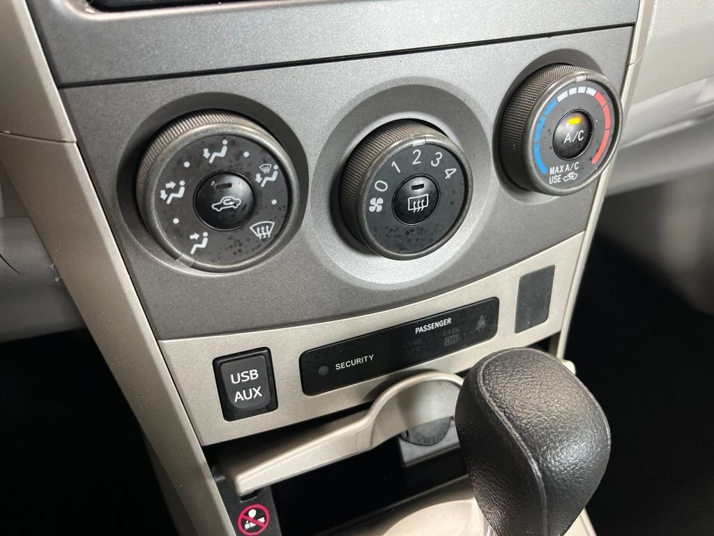 Used 2012 Black Toyota LE image 13