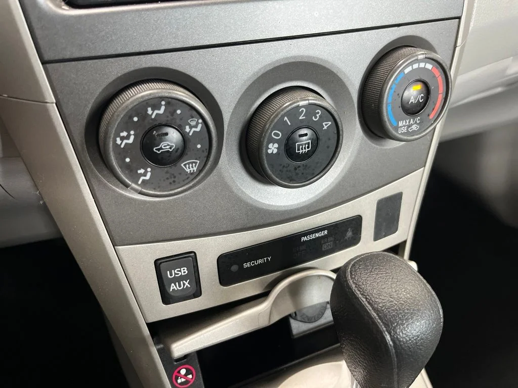 Used 2012 Black Toyota LE image 13