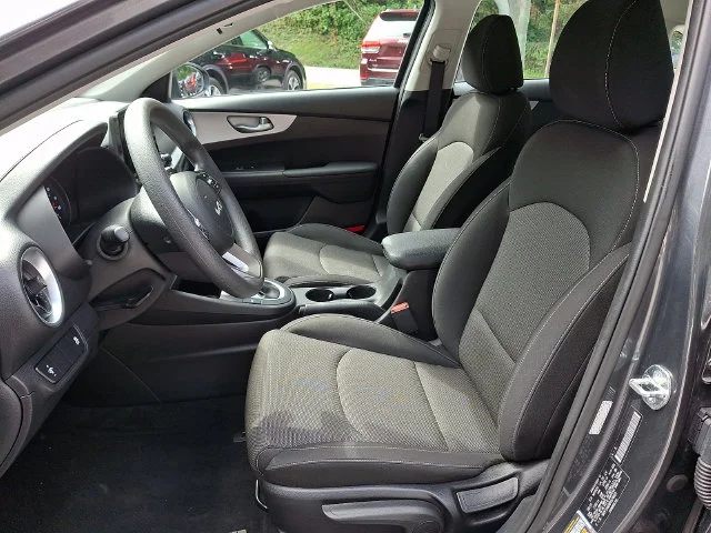 Used 2023 Gray Kia LXS image 18