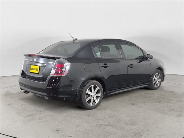 2012 Nissan Sentra 2.0 SR photo 2