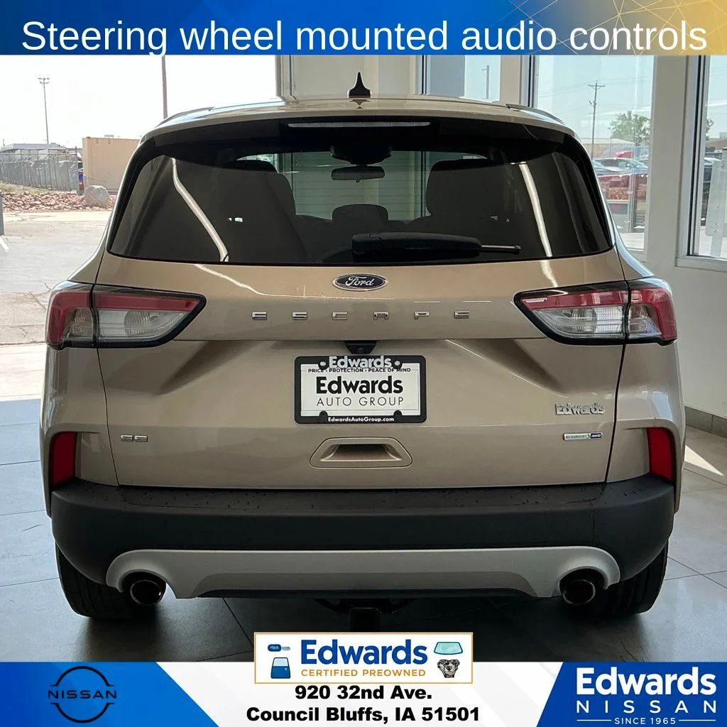 Used 2020 Gold Ford SE image 7