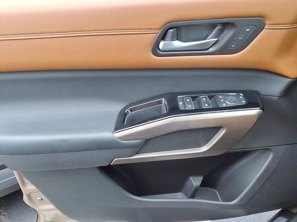 Used 2023 Baja Storm Nissan Platinum image 16