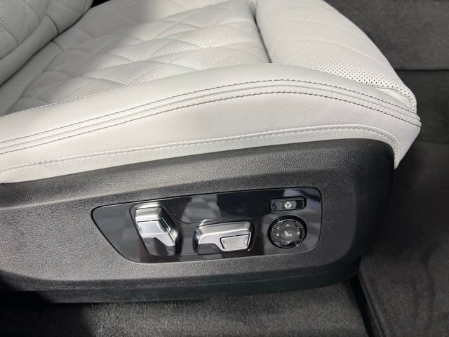 New 2026 White BMW sDrive40i image 48