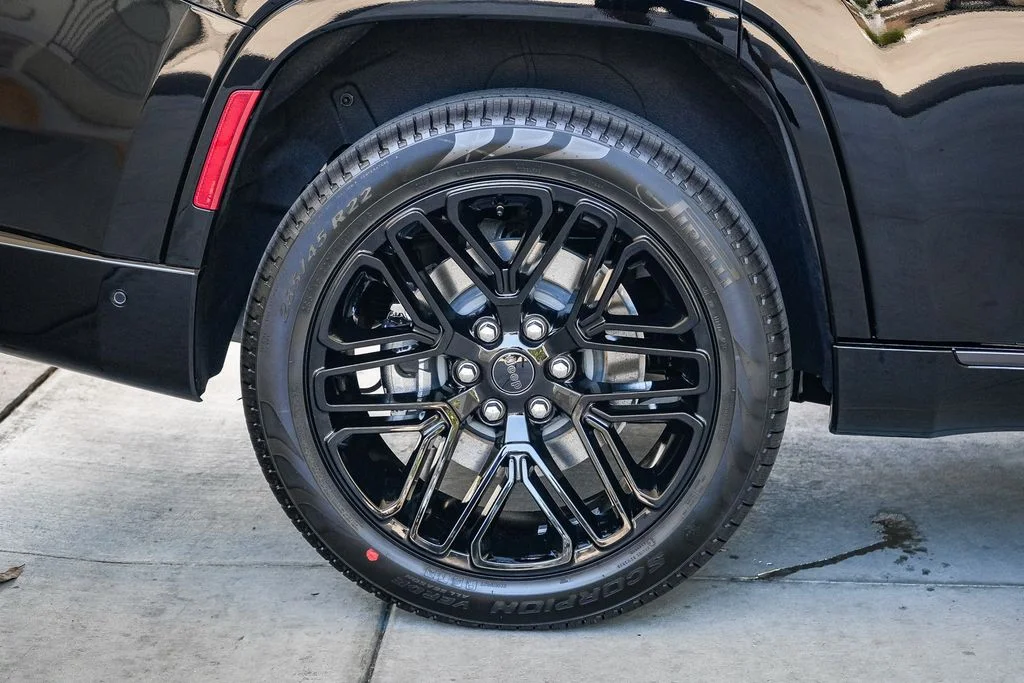 New 2026 High Gloss Black Jeep Limited Reserve image 12