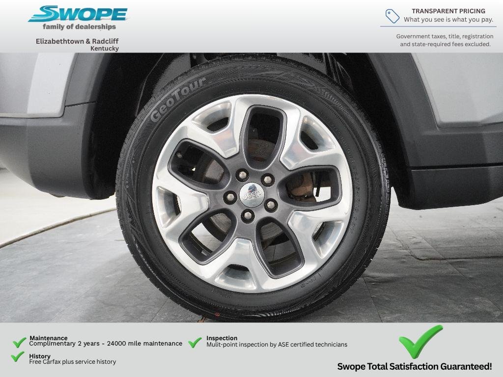 Used 2018 Gray Jeep Limited image 29