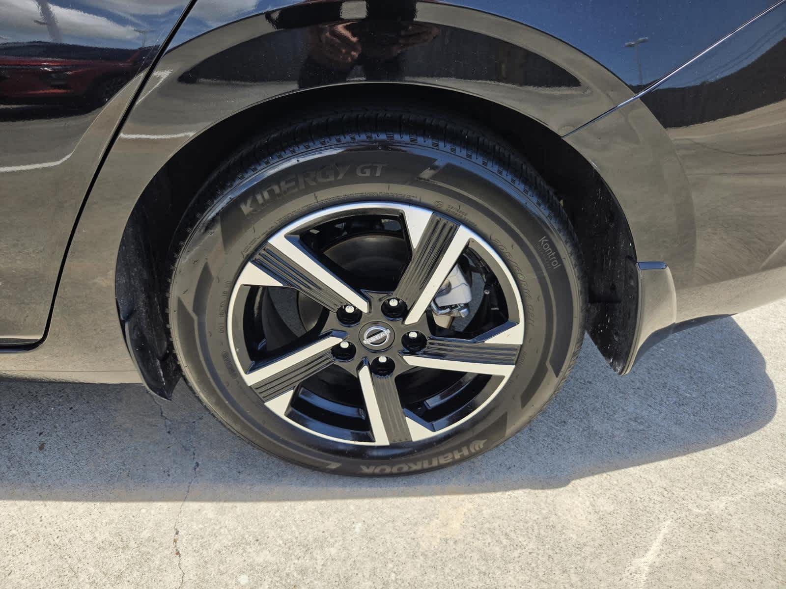 Used 2025 Super Black Nissan SV image 26